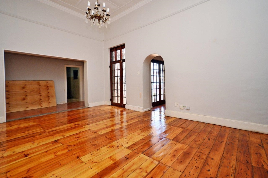 To Let 3 Bedroom Property for Rent in Green Point Western Cape